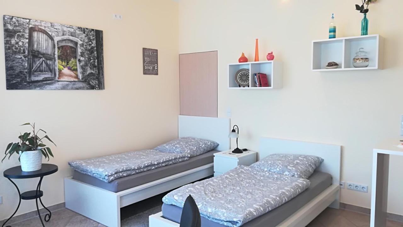 Helles 1-Zimmer-Apartment In Hemmingen/Hannover Hemmingen  Kültér fotó